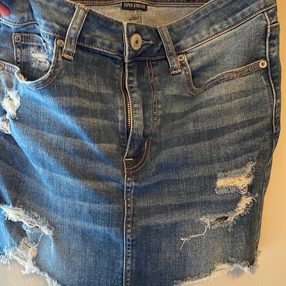 American eagle mini denim skirt